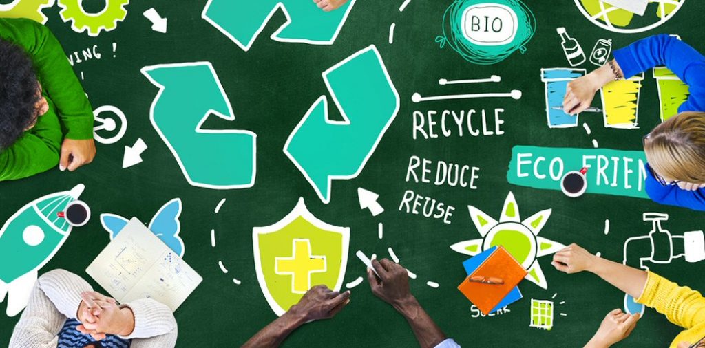 اقدام به جمع آوری زباله های قابل بازیافت